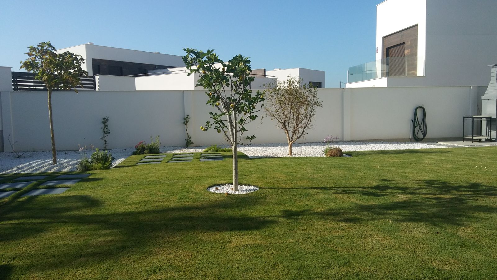 Jardín geométrico en Entrenúcleos — detalle 4