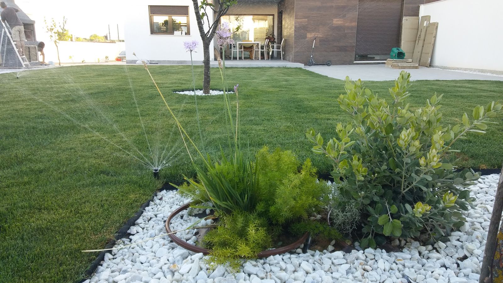 Jardín geométrico en Entrenúcleos
