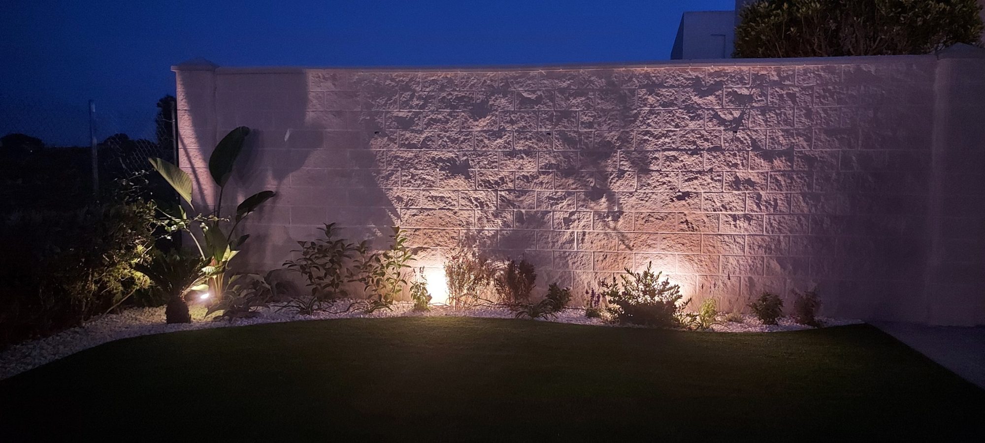 Renovación de jardín privado en Espartinas — Espartinas, Sevilla · fotografía 2