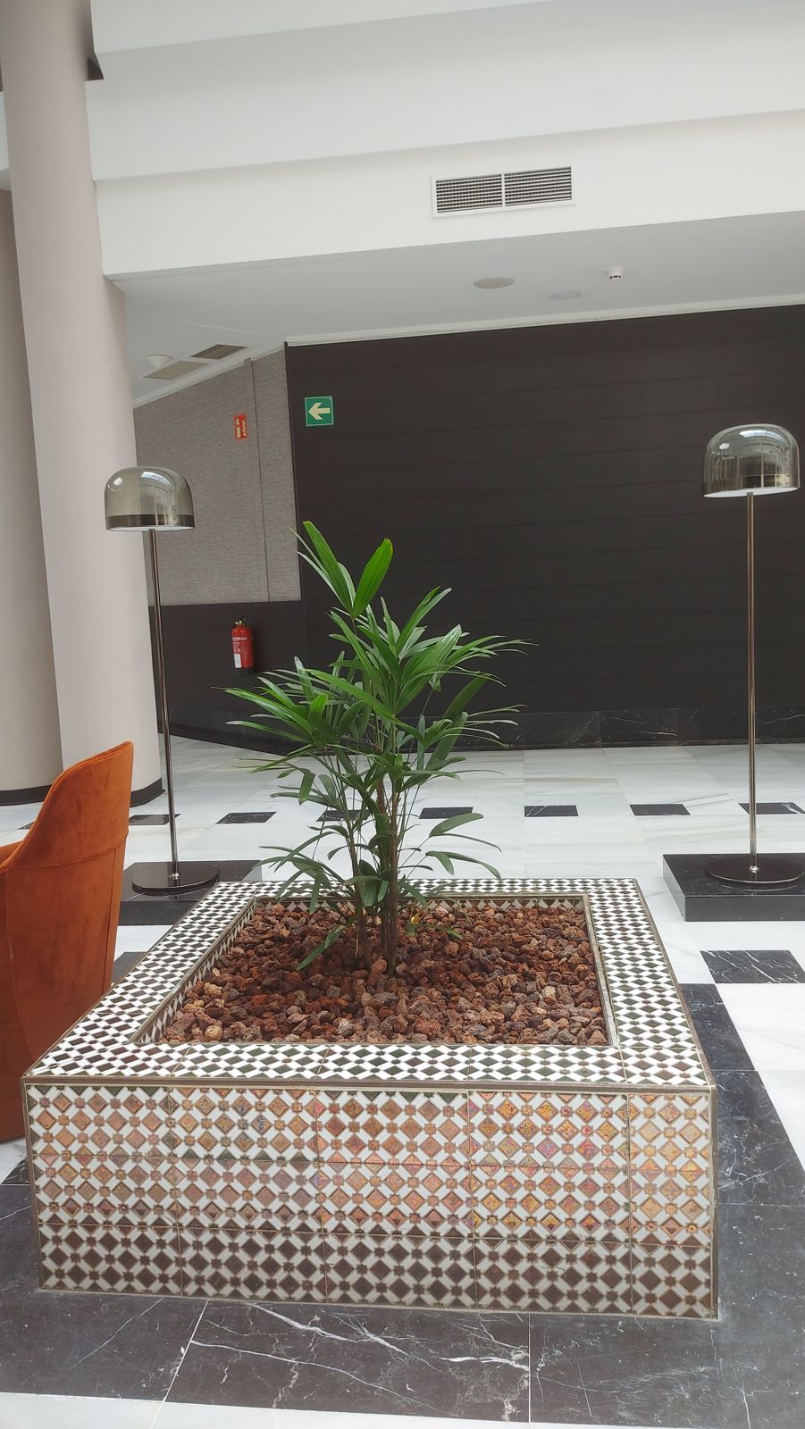 Exteriores del Hotel Alcora — detalle 3
