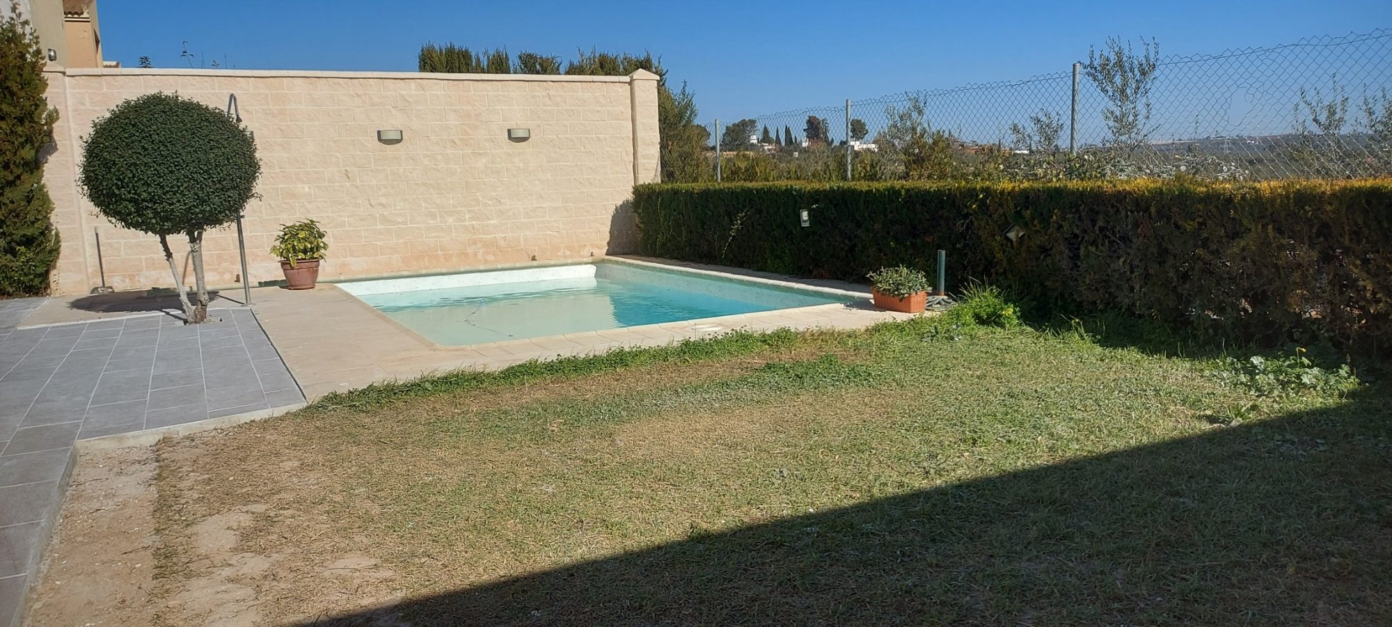 Renovación de jardín privado en Espartinas — Espartinas, Sevilla · fotografía 8