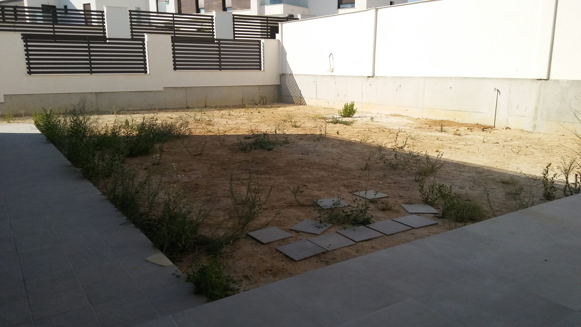 Jardín contemporáneo en Entrenúcleos — Dos Hermanas, Sevilla · fotografía 11