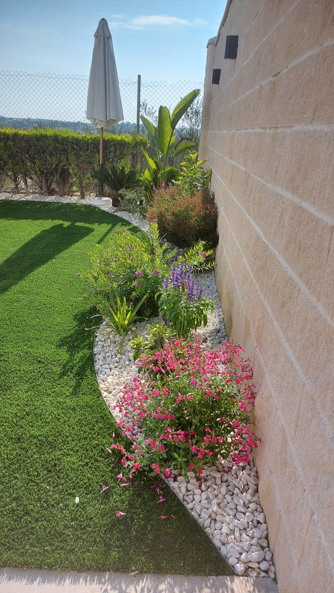 Renovación de jardín privado en Espartinas — Espartinas, Sevilla · fotografía 5